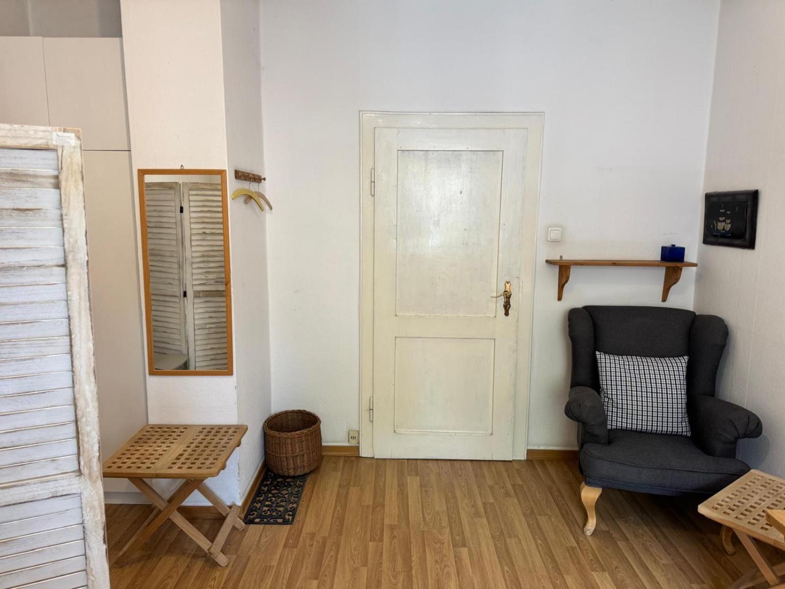Gemuetliches Komfortables Zimmer Fuer 1 Person Im Zentrum Munique Exterior foto